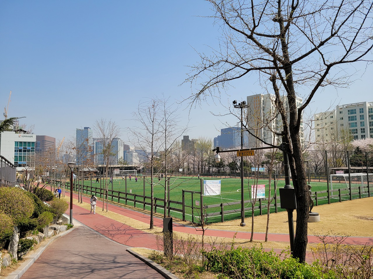 陷入困境